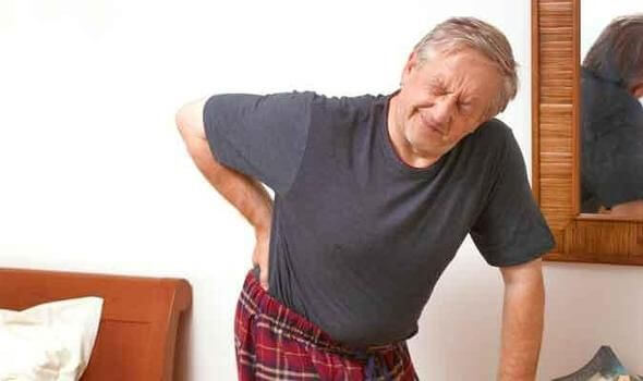Người già bị béo phì có nguy cơ đau nhức xương khớp