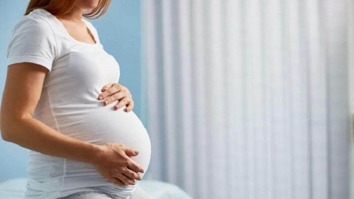 Mang thai cũng khiến nguy cơ mắc giãn tĩnh mạch chân tăng