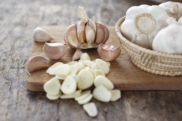 Tỏi là một gia vị giúp thải độc gan hiệu quả