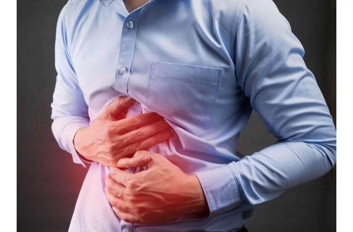 Viêm dạ dày gây nên những cơn đau âm ỉ xảy ra đột ngột do dạ dày bị tổn thương