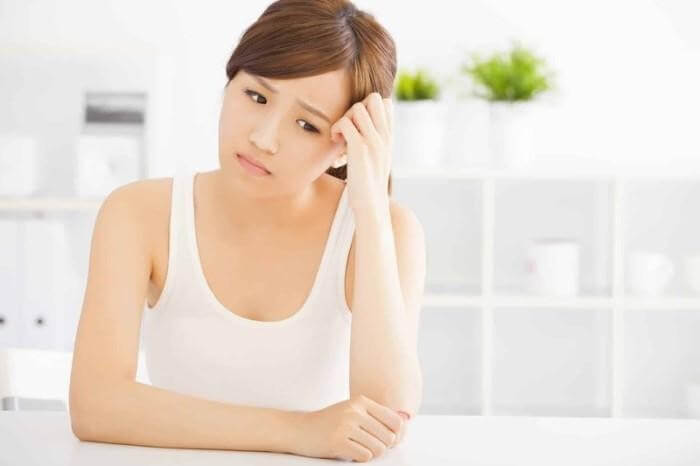 Chảy máu kinh quá nhiều hay mất kinh đều là những biểu hiện nguy hiểm khi bị kinh nguyệt không đều
