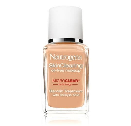 Kem nền cho da mụn Neutrogena Skinclearing oil – Free
