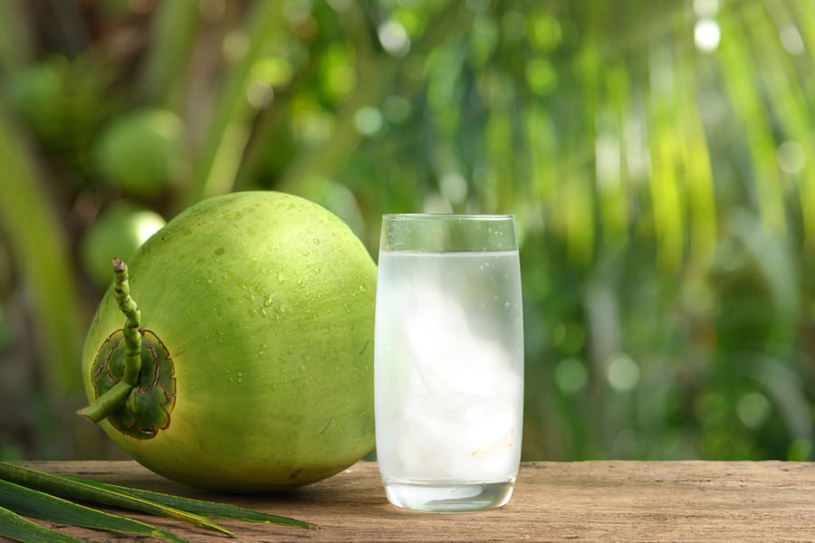 Bị viêm bàng quang có được uống nước dừa không?